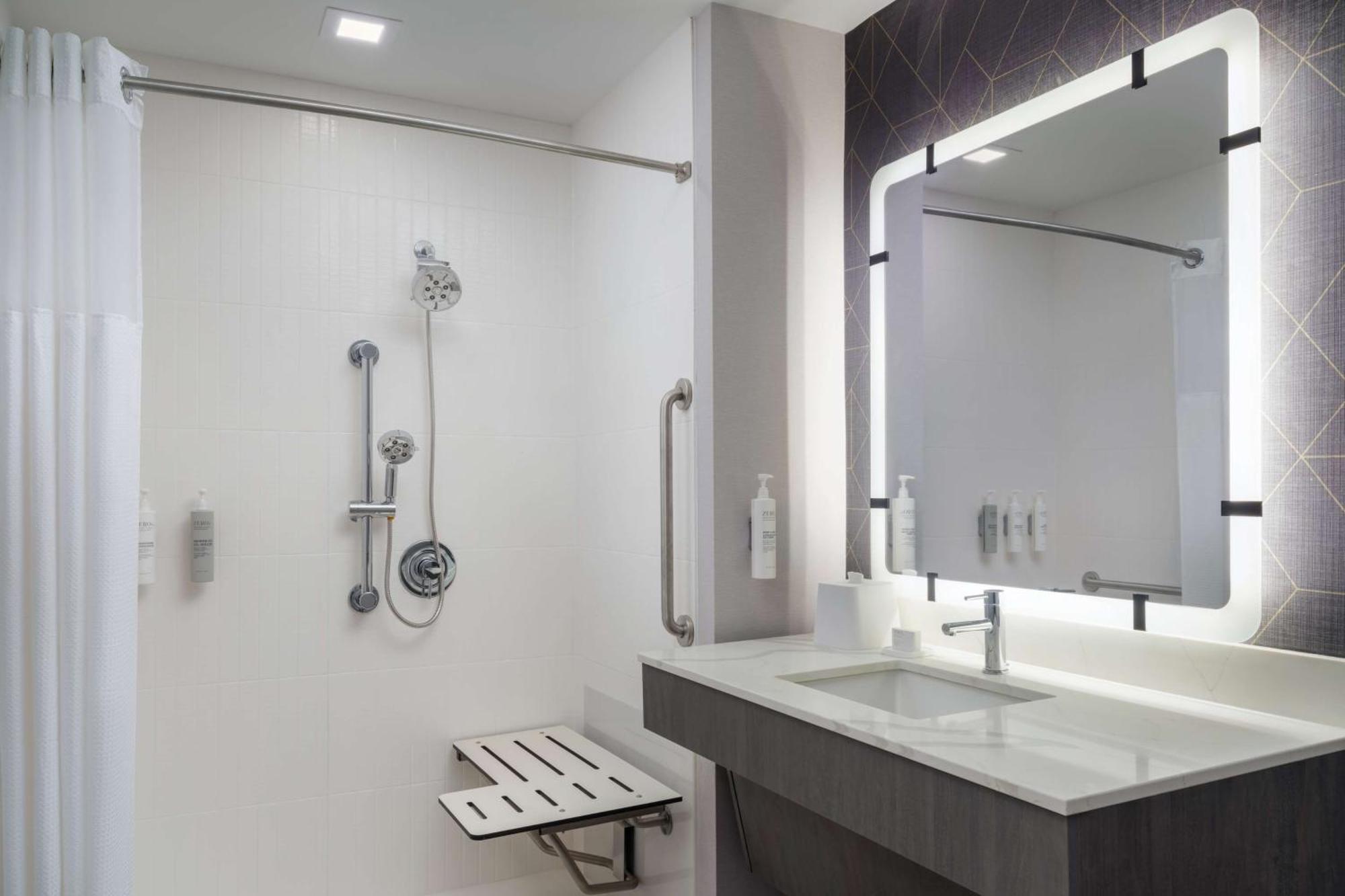 Homewood Suites By Hilton Raleigh Downtown Eksteriør bilde
